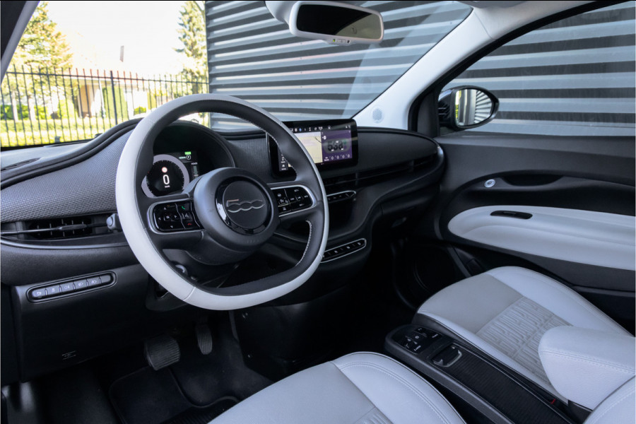 Fiat 500C La Prima 42 kWh LED - Navi