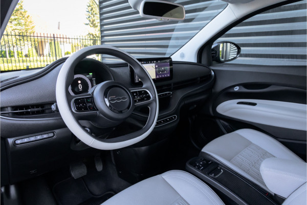 Fiat 500C La Prima 42 kWh LED - Navi