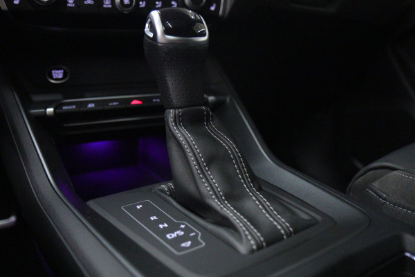 Audi Q3 Sportback 45 TFSI e S-Line PANO/SFEER/CAM/ACC/LANEASSIT/LEER/VOL