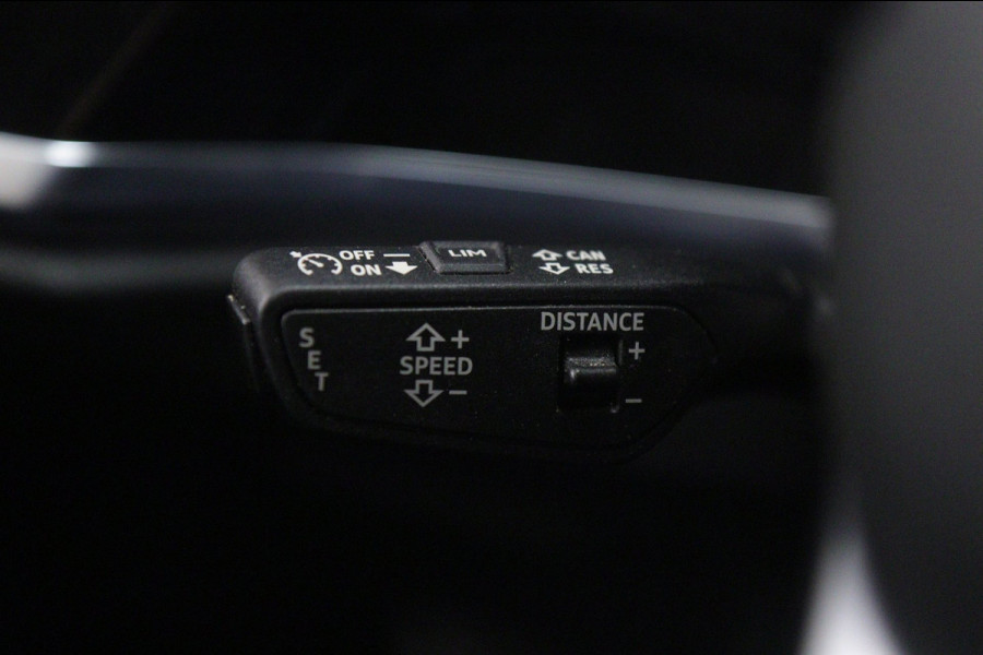 Audi Q3 Sportback 45 TFSI e S-Line PANO/SFEER/CAM/ACC/LANEASSIT/LEER/VOL