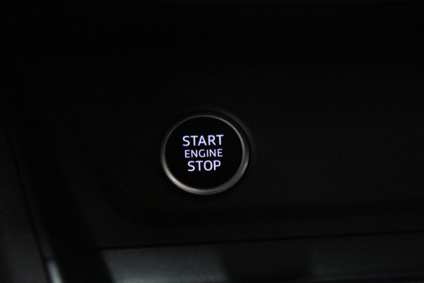 Audi Q3 Sportback 45 TFSI e S-Line PANO/SFEER/CAM/ACC/LANEASSIT/LEER/VOL