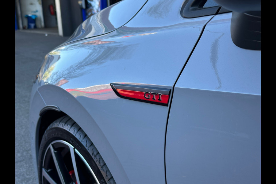 Volkswagen Golf 2.0 TSI GTI Clubsport 45 301Pk