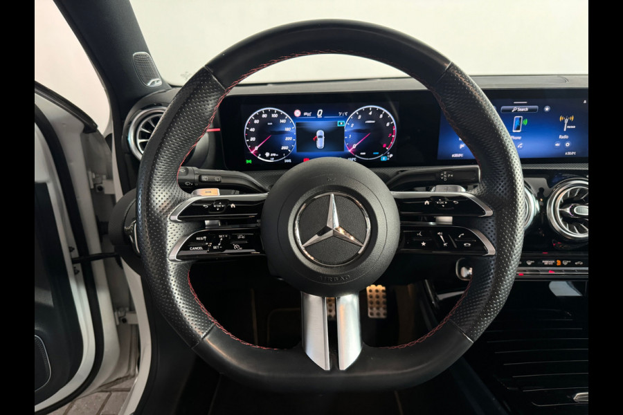 Mercedes-Benz A-Klasse 200 AMG Pano|Memory|HuD|Burmes|1e Eig