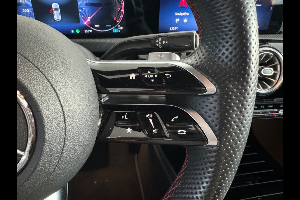 Mercedes-Benz A-Klasse 200 AMG Pano|Memory|HuD|Burmes|1e Eig