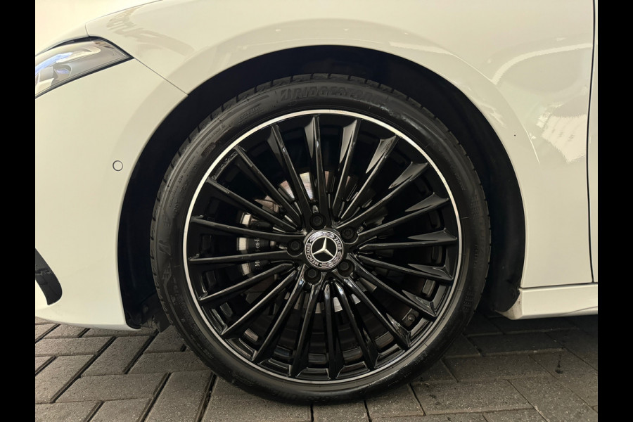 Mercedes-Benz A-Klasse 200 AMG Pano|Memory|HuD|Burmes|1e Eig