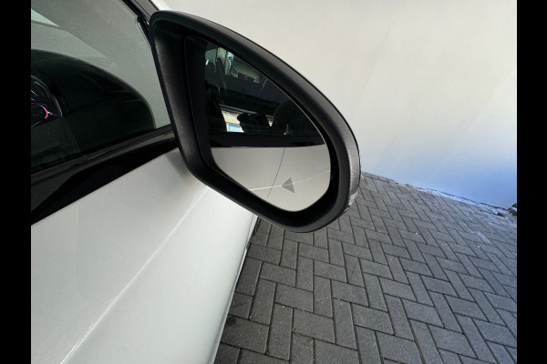 Mercedes-Benz A-Klasse 200 AMG Pano|Memory|HuD|Burmes|1e Eig