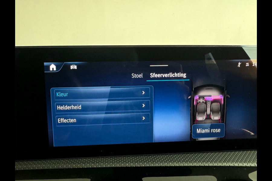 Mercedes-Benz A-Klasse 200 AMG Pano|Memory|HuD|Burmes|1e Eig
