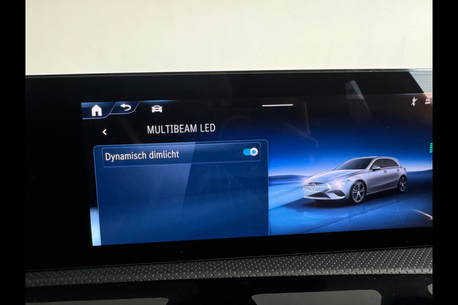Mercedes-Benz A-Klasse 200 AMG Pano|Memory|HuD|Burmes|1e Eig