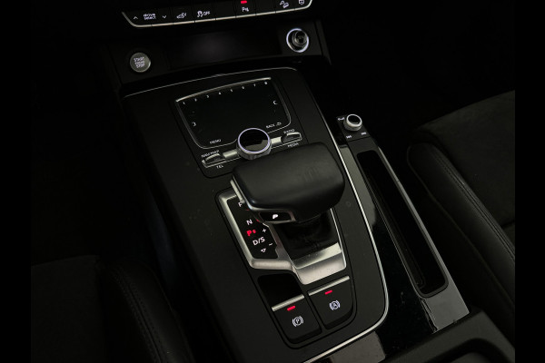 Audi Q5 50 TFSI e quattro Pro Line Pano|Luchtvering|Trekhaak