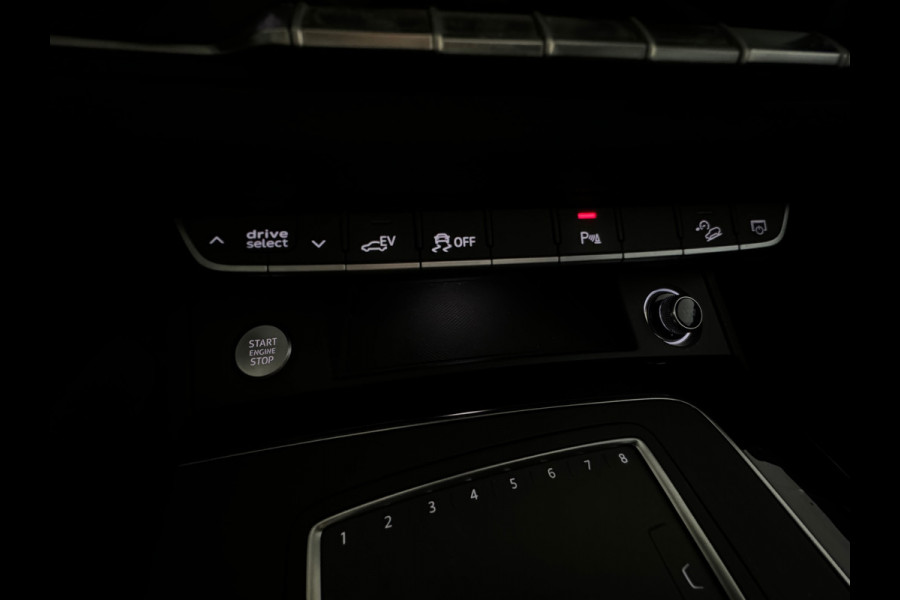 Audi Q5 50 TFSI e quattro Pro Line Pano|Luchtvering|Trekhaak