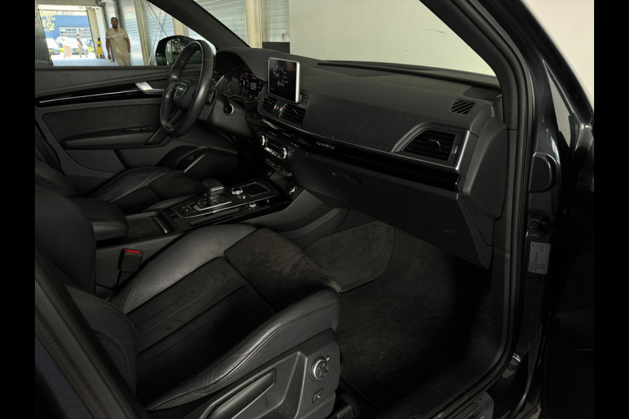 Audi Q5 50 TFSI e quattro Pro Line Pano|Luchtvering|Trekhaak