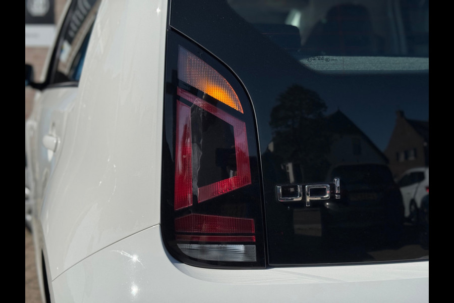 Volkswagen up! 1.0 BMT move up! 2019 WIT AIRCO Bleutooth NAP