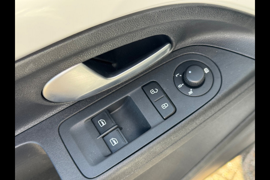 Volkswagen up! 1.0 BMT move up! 2019 WIT AIRCO Bleutooth NAP