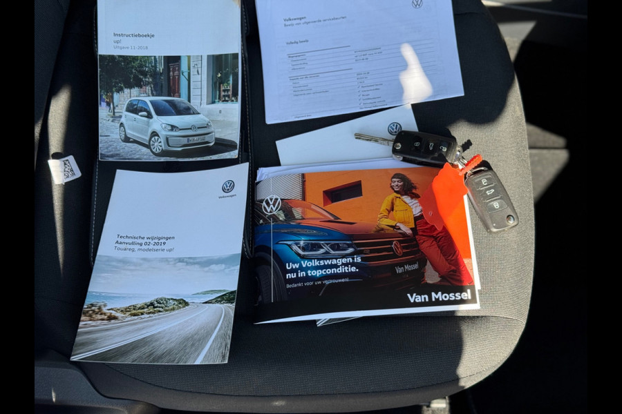 Volkswagen up! 1.0 BMT move up! 2019 WIT AIRCO Bleutooth NAP