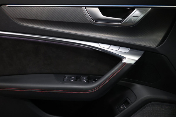 Audi RS6 Avant 4.0 TFSI quattro 600+PK BTW/KERAMISCH/SOFTCLOSE/VIRTUAL/B&O 3D/ACHTERASB/SFEER/PANO/22"/360 CAM/12 MND GARANTIE!