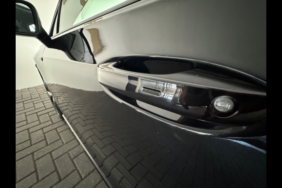 Volkswagen Golf 2.0 TSI R 4M Performance 20 Jahre Pano|Akra