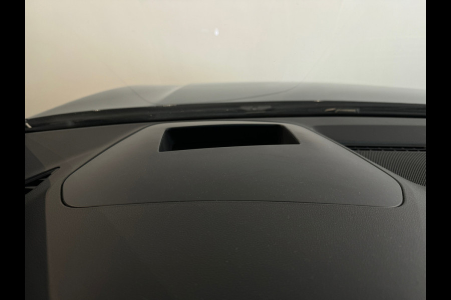 Volkswagen Golf 2.0 TSI R 4M Performance 20 Jahre Pano|Akra