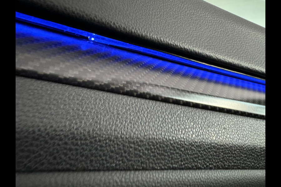 Volkswagen Golf 2.0 TSI R 4M Performance 20 Jahre Pano|Akra