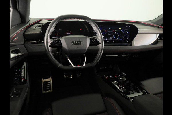 Audi SQ6 e-tron quattro 100 kWh 490pk | Panoramadak | B&O Audio | Electrisch verstelbare voorstoelen + geheugen bestuurderstoel | MMI Experience Pro