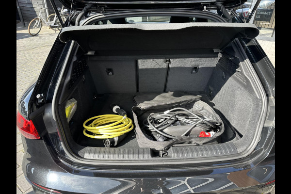Audi A3 Sportback 45 TFSI e S edition Competition | Panoramadak | RS stoelen | Black optic pakket |