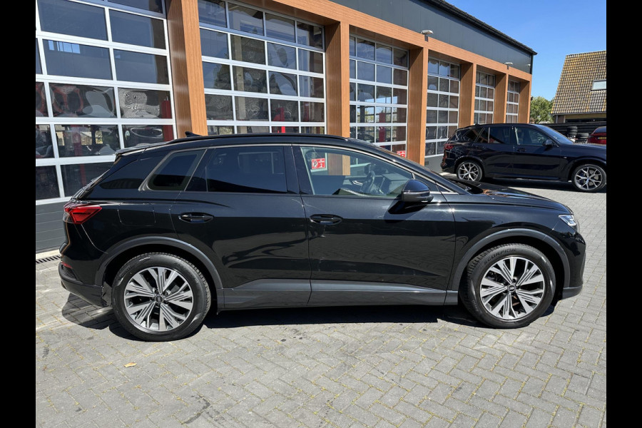 Audi Q4 e-tron 40 Launch edition Advanced Plus 77 kWh | Panoramadak | Sonos | Black optic pakket | NL-Auto |