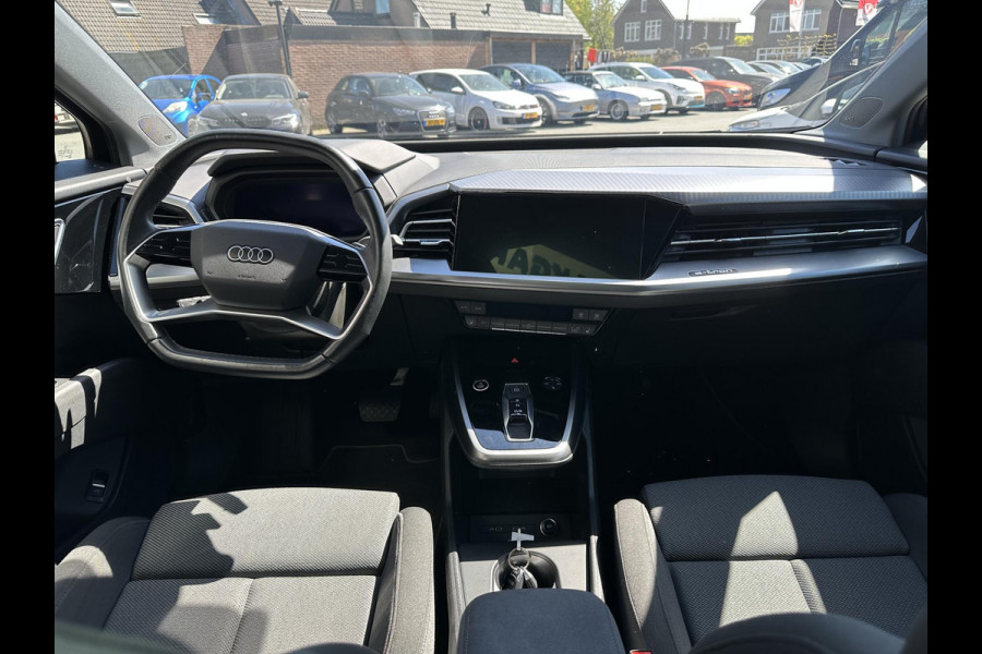 Audi Q4 e-tron 40 Launch edition Advanced Plus 77 kWh | Panoramadak | Sonos | Black optic pakket | NL-Auto |