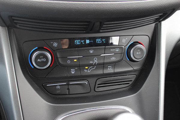 Ford Kuga 1.5 EcoBoost Trend Ultimate / Trekhaak / Navigatie / Parkeerhulp achter / 17'' / Bluetooth / Cruise Control