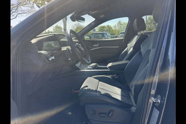 Audi e-tron 55 quattro S edition 95 kWh / SoH 96,4% / 50.621 km! / Trekhaak / Camera / Keyless / B&O /  21'' / Luchtvering / CarPlay / Stoelverwarming / DAB / ACC