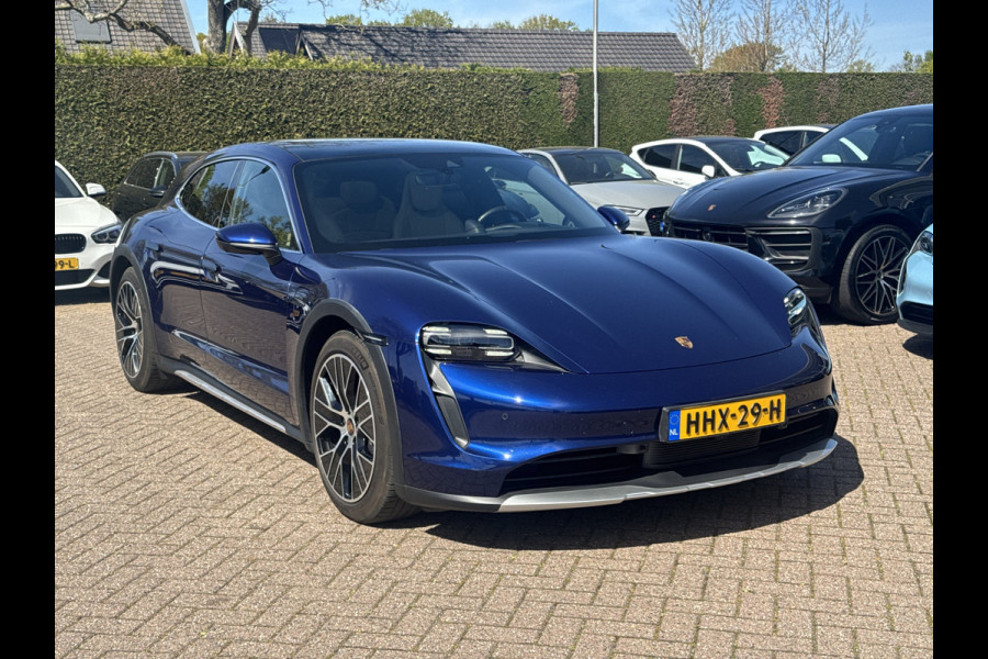 Porsche Taycan Cross Turismo 93 kWh / SOH 93,7% / Panoramadak / 360Camera / Luchtvering / Sportchrono / 20'' / Warmtepomp / Stoelverwarming 4x / DAB / CarPlay / Cruise Control