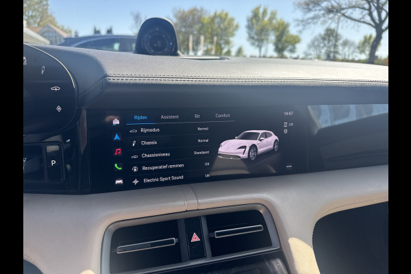 Porsche Taycan Cross Turismo 93 kWh / SOH 93,7% / Panoramadak / 360Camera / Luchtvering / Sportchrono / 20'' / Warmtepomp / Stoelverwarming 4x / DAB / CarPlay / Cruise Control