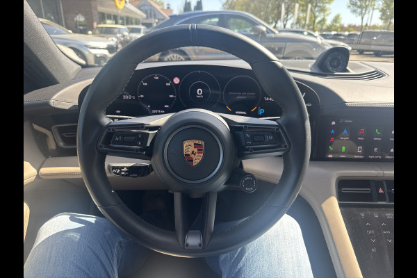 Porsche Taycan Cross Turismo 93 kWh / SOH 93,7% / Panoramadak / 360Camera / Luchtvering / Sportchrono / 20'' / Warmtepomp / Stoelverwarming 4x / DAB / CarPlay / Cruise Control