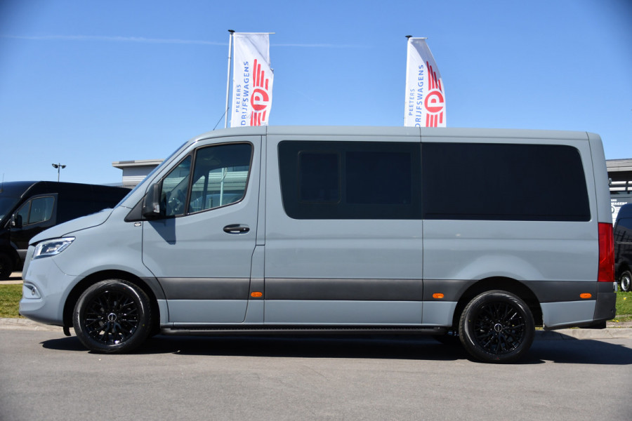 Mercedes-Benz Sprinter 319 V6 3.0 CDI L2H1 DC PB Edition Cruise, Camera, Carplay, 10,5'' Mbux, LED, Leder, Memorie, Trekhaak, 5 Zits, Uniek!