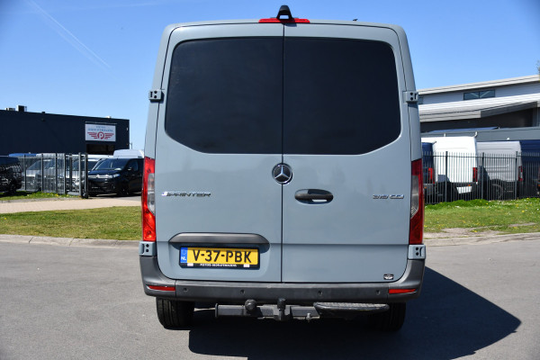 Mercedes-Benz Sprinter 319 V6 3.0 CDI L2H1 DC PB Edition Cruise, Camera, Carplay, 10,5'' Mbux, LED, Leder, Memorie, Trekhaak, 5 Zits, Uniek!