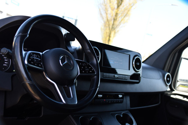 Mercedes-Benz Sprinter 319 3.0 CDI L2H1 DC PB Edition 360 Camera, Cruise, Carplay, LED, Stoelverwarming, 190pk, Automaat, Trekhaak, 3500kg Trekhaak, Standakachel,Uniek!