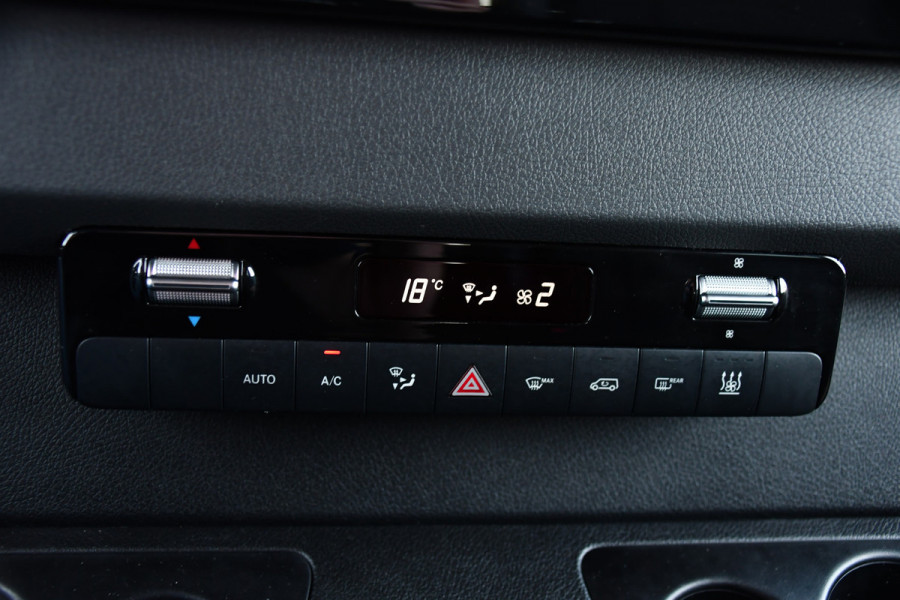 Mercedes-Benz Sprinter 319 3.0 CDI L2H1 DC PB Edition 360 Camera, Cruise, Carplay, LED, Stoelverwarming, 190pk, Automaat, Trekhaak, 3500kg Trekhaak, Standakachel,Uniek!