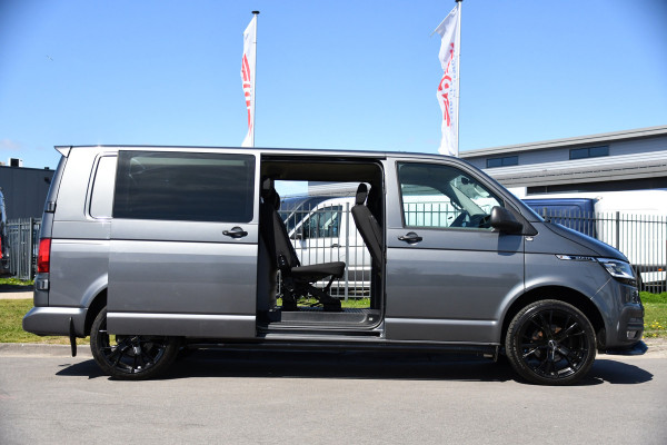 Volkswagen Transporter 2.0 TDI L2H1 30 DC 4Motion Bulli Virtual, Adaptieve Cruise, Camera, Carplay, LED, 2 x Schuifdeur, 150pk, 4x4, Automaat, Multimedia, Trekhaak, Uniek!