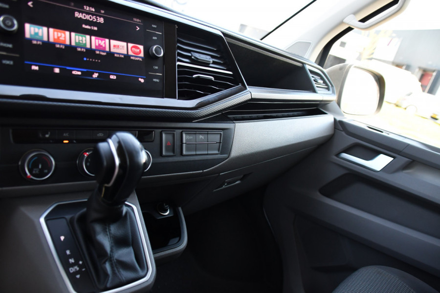 Volkswagen Transporter 2.0 TDI L2H1 30 DC 4Motion Bulli Virtual, Adaptieve Cruise, Camera, Carplay, LED, 2 x Schuifdeur, 150pk, 4x4, Automaat, Multimedia, Trekhaak, Uniek!