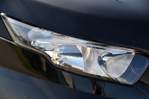 Iveco Daily 35S16V 2.3 352 H3 L Black Edition Camera, Airco, 3500kg Trekhaak, 155pk, Automaat, Clima, Navi, Uniek!