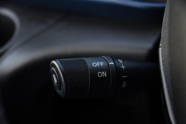 Iveco Daily 35S16V 2.3 352 H3 L Black Edition Camera, Airco, 3500kg Trekhaak, 155pk, Automaat, Clima, Navi, Uniek!