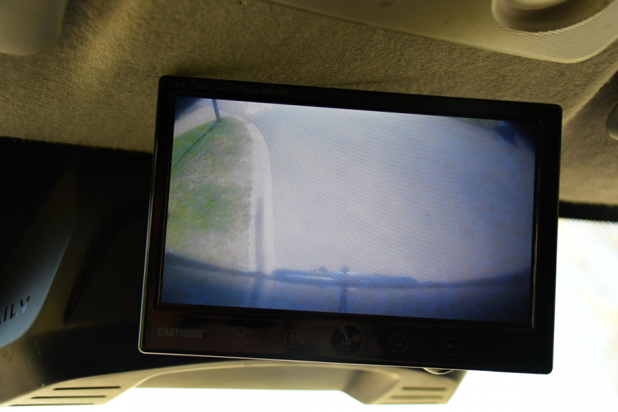 Iveco Daily 35S16V 2.3 352 H3 L Black Edition Camera, Airco, 3500kg Trekhaak, 155pk, Automaat, Clima, Navi, Uniek!