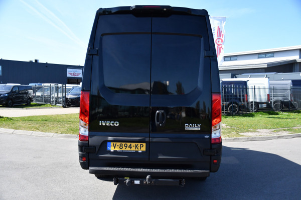 Iveco Daily 35S16V 2.3 352 H3 L Black Edition Camera, Airco, 3500kg Trekhaak, 155pk, Automaat, Clima, Navi, Uniek!