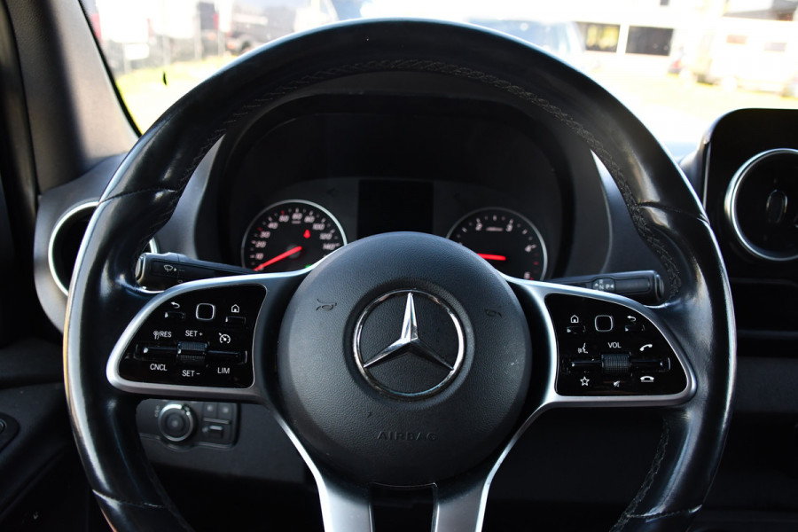 Mercedes-Benz Sprinter 319 V6 3.0 CDI L2H2 PB Edition Cruise, 360 Camera, Carplay, LED, 3500kg Trekhaak, 10,5'' Mbux, 190pk, Automaat, Voorruit verwarming, Uniek!
