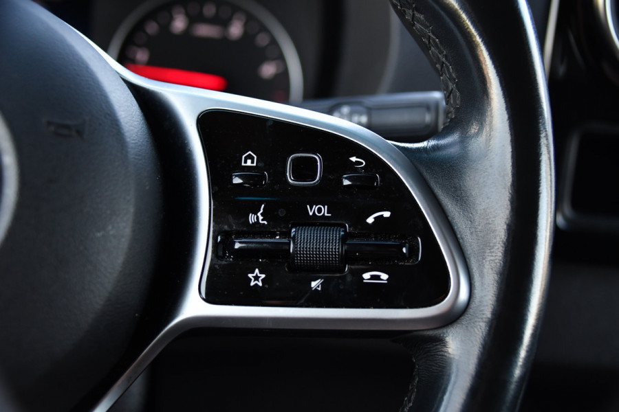 Mercedes-Benz Sprinter 319 V6 3.0 CDI L2H2 PB Edition Cruise, 360 Camera, Carplay, LED, 3500kg Trekhaak, 10,5'' Mbux, 190pk, Automaat, Voorruit verwarming, Uniek!