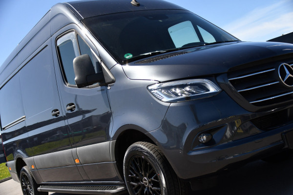 Mercedes-Benz Sprinter 319 V6 3.0 CDI L2H2 PB Edition Cruise, 360 Camera, Carplay, LED, 3500kg Trekhaak, 10,5'' Mbux, 190pk, Automaat, Voorruit verwarming, Uniek!