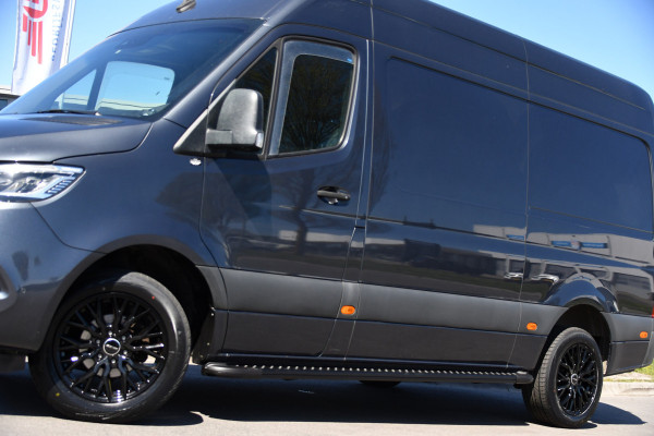 Mercedes-Benz Sprinter 319 V6 3.0 CDI L2H2 PB Edition Cruise, 360 Camera, Carplay, LED, 3500kg Trekhaak, 10,5'' Mbux, 190pk, Automaat, Voorruit verwarming, Uniek!
