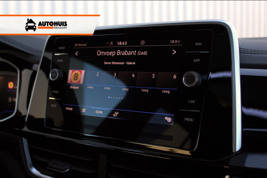 Volkswagen T-Roc 1.5 TSI DSG Aut. R-Line Pano, IQ.Light, Keyless