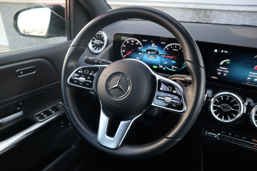 Mercedes-Benz B-Klasse 250 e Busin. Sfeerverlichting / Camera / 19inch / Trekhaak