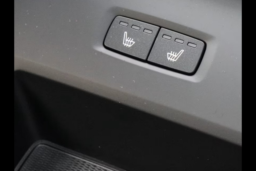 Volvo XC60 2.0 T8 Hybrid AWD Plus Bright (335kW/455PK) BEIGE LEDER, LUCHTV, PANO, TREKH, 21-inch LMV ** Slechts 9.090km. ** ** INFORMEER OOK NAAR ONZE AANTREKKELIJKE FINANCIAL-LEASE TARIEVEN **