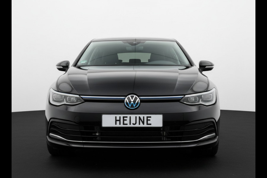 Volkswagen Golf e-HYBRID PHEV 204PK DSG STYLE CAMERA/NAVI/STUURVERW.