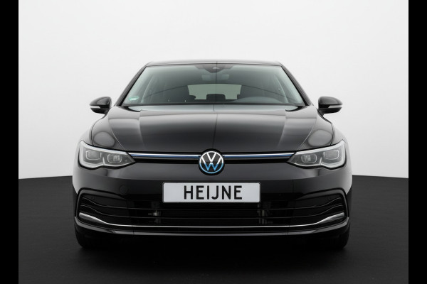 Volkswagen Golf e-HYBRID PHEV 204PK DSG STYLE CAMERA/NAVI/STUURVERW.
